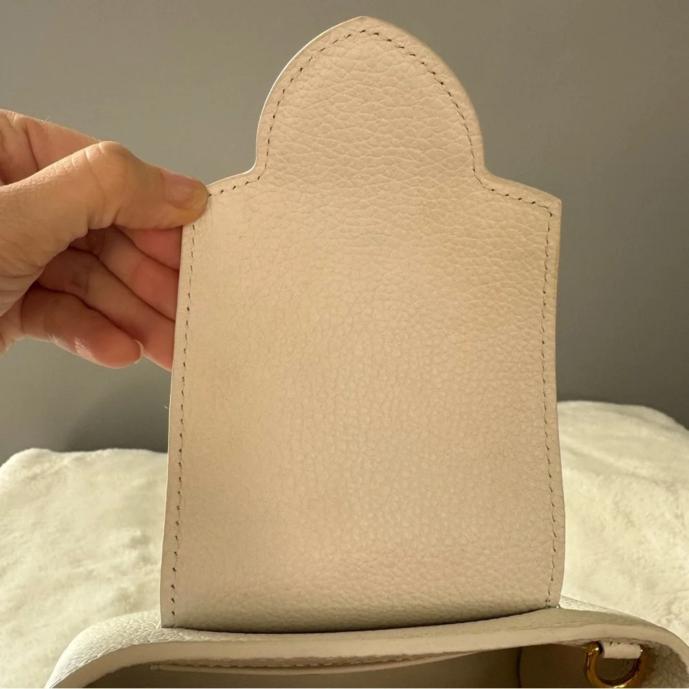 Louis Vuitton Taurillon & Python Leather Capucines Mini Handbag - Picture 14 of 16